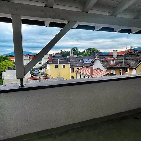 Ambrosia 3 .og Apartment *
